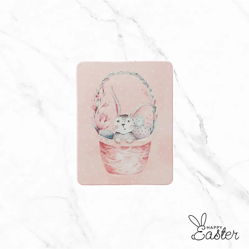 стилна розова бонбониера с шоколад